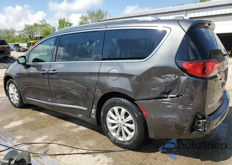 2018 Chrysler Pacifica Touring L Plus из США, поврежденный, VIN 2C4RC1EG6JR228988